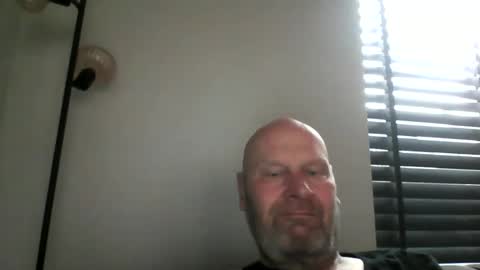 Snapshot of bigmike3339 chatting on 02-06-26, 08:18 bigmike3339 online show from 02-06-26, 08:18