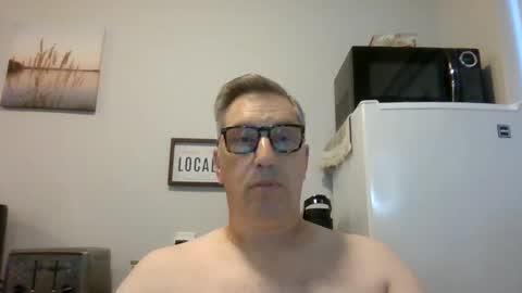 Bignhard696 online show from 12-17-24, 06:09