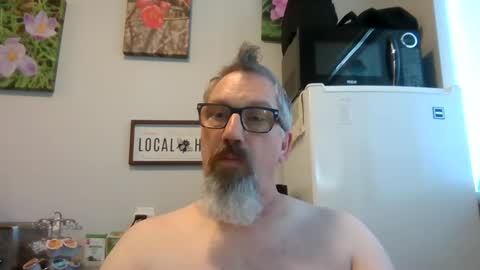 Bignhard696 online show from 10-06-25, 05:21