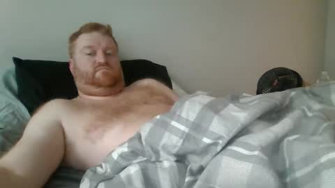 Snapshot of bigred92899 chatting on 03-06-26, 05:09 bigred92899 online show from 03-06-26, 05:09