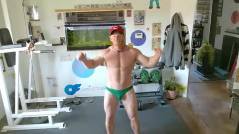 Snapshot of bigredmachine25 chatting on 09-23-25, 05:05 Jarvis online show from 09-23-25, 05:05