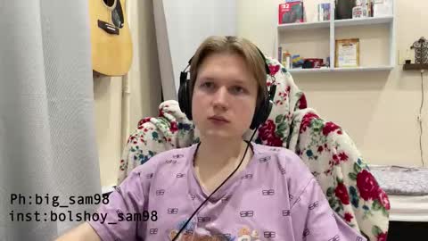 bigsamuel05 online show from 10-20-25, 04:18