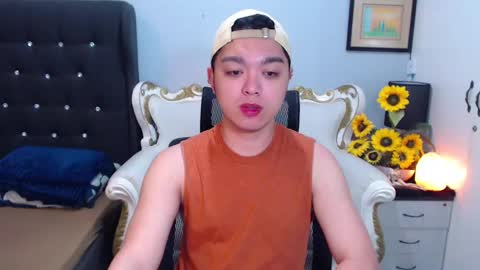 Snapshot of bigshowforyouxx chatting on 02-27-25, 07:01 Jay online show from 02-27-25, 07:01