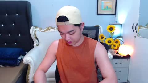 Snapshot of bigshowforyouxx chatting on 02-27-25, 01:07 Jay online show from 02-27-25, 01:07