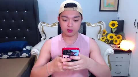 Snapshot of bigshowforyouxx chatting on 02-28-25, 11:25 Jay online show from 02-28-25, 11:25