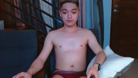 Snapshot of bigshowforyouxx chatting on 02-13-26, 02:57 Jay online show from 02-13-26, 02:57