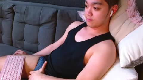 Snapshot of bigshowforyouxx chatting on 03-10-26, 02:22 Jay online show from 03-10-26, 02:22