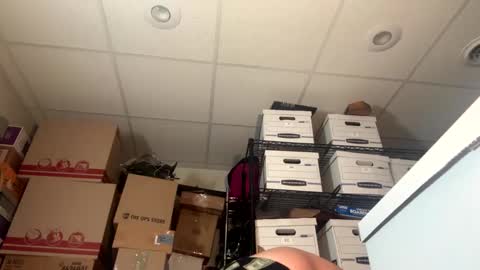 Snapshot of bigskinnyboyshh chatting on 10-13-25, 02:55 bigskinnyboyshh online show from 10-13-25, 02:55