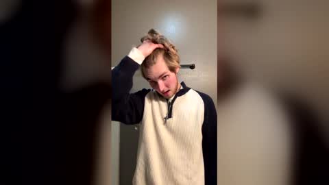 Snapshot of bigskinnyboyshh chatting on 12-17-25, 12:16 bigskinnyboyshh online show from 12-17-25, 12:16