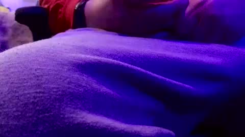 Snapshot of bigsmilekyle chatting on 01-10-26, 08:21 bigsmilekyle online show from 01-10-26, 08:21