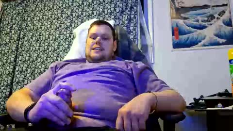 Snapshot of bigsmilekyle chatting on 02-13-26, 08:10 bigsmilekyle online show from 02-13-26, 08:10