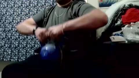 Snapshot of bigsmilekyle chatting on 04-12-26, 08:58 bigsmilekyle online show from 04-12-26, 08:58