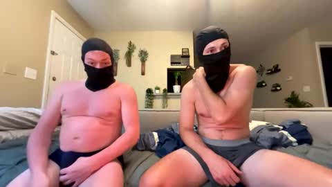 bigsnake9187 online show from 06-04-26, 03:34
