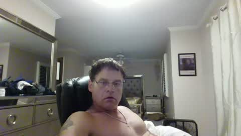 Snapshot of bigsteve24cm chatting on 06-26-26, 08:08 bigsteve24cm online show from 06-26-26, 08:08