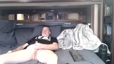 Snapshot of bigtim3200 chatting on 01-19-25, 03:42 bigtim3200 online show from 01-19-25, 03:42