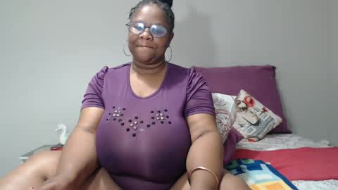 Snapshot of bigtitshornygirlxxx chatting on 07-26-26, 08:49 Lona online show from 07-26-26, 08:49