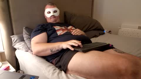 Snapshot of bigtitsmcghee chatting on 09-29-25, 10:36 bigtitsmcghee online show from 09-29-25, 10:36