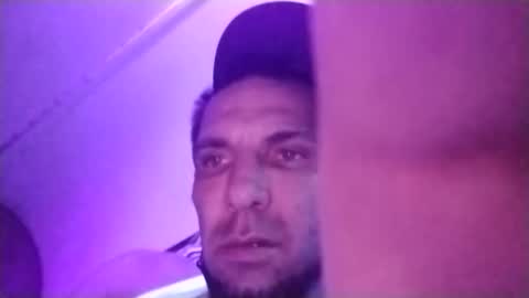 Snapshot of bigwalkdog420 chatting on 12-25-24, 03:08 bigwalkdog420 online show from 12-25-24, 03:08