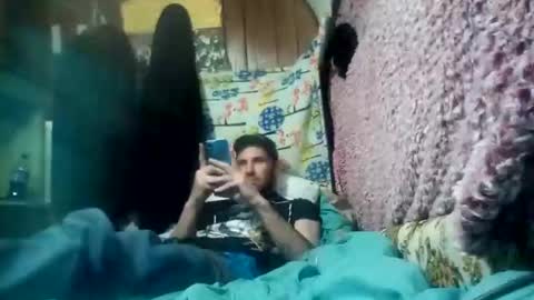 Snapshot of bigwalkdog420 chatting on 01-03-25, 05:28 bigwalkdog420 online show from 01-03-25, 05:28