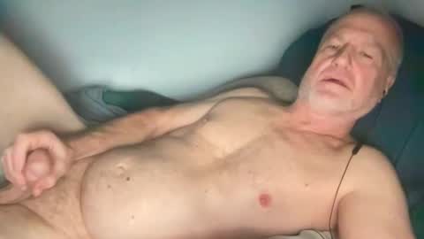 Bigwebone online show from 12-22-25, 04:53