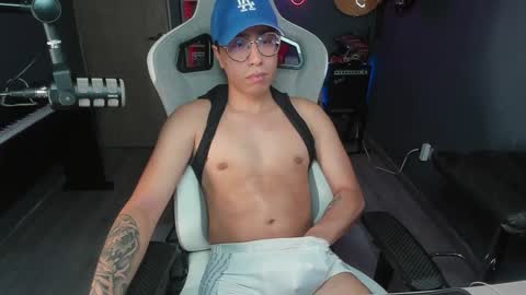 bigxboy96 online show from 12-22-24, 09:44