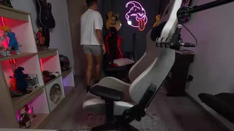 bigxboy96 online show from 10-06-25, 07:11