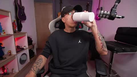 bigxboy96 online show from 06-03-26, 02:03