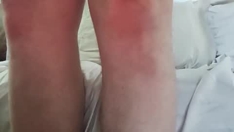 Snapshot of bikinkysloot chatting on 01-21-25, 07:04 KinkyBiSlut online show from 01-21-25, 07:04