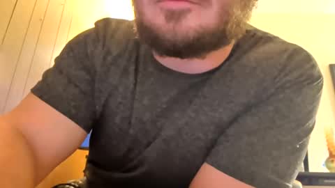Snapshot of bilbobalboa chatting on 05-30-26, 12:19 Beau online show from 05-30-26, 12:19