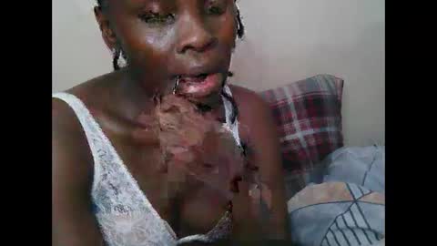 Snapshot of bilia_ebony chatting on 06-02-26, 06:32 Bilia online show from 06-02-26, 06:32