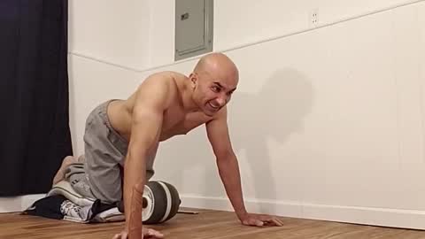 Snapshot of bilie11 chatting on 12-21-25, 03:52 Bilie online show from 12-21-25, 03:52