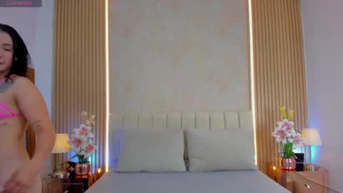 Snapshot of bilie_rouse1 chatting on 05-21-26, 03:13 Bilie online show from 05-21-26, 03:13