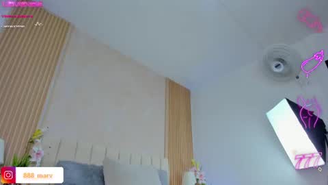 Bilie online show from 06-19-26, 03:11