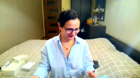 DOM NIKA online show from 01-18-26, 09:18