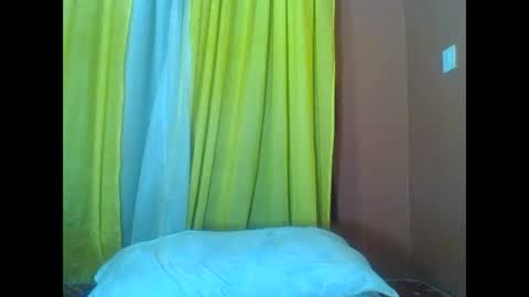 Snapshot of bilion_ass chatting on 12-11-24, 09:12 TREZAH online show from 12-11-24, 09:12