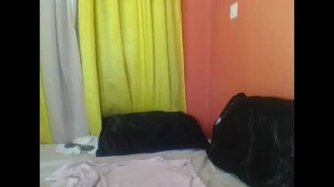 Snapshot of bilion_ass chatting on 02-06-25, 09:00 TREZAH online show from 02-06-25, 09:00