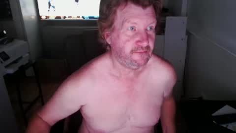 Snapshot of billscock chatting on 12-31-24, 10:58 billscock online show from 12-31-24, 10:58