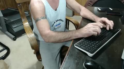 billy471 online show from 12-23-24, 07:52