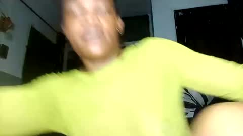 Snapshot of billy_1212 chatting on 12-04-24, 09:13 billy_1212 online show from 12-04-24, 09:13