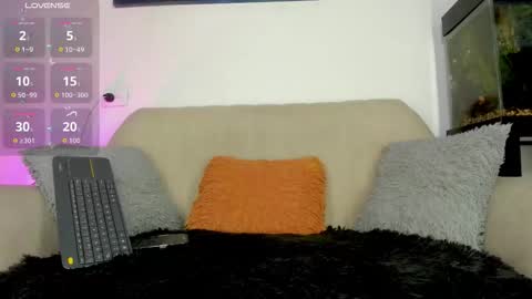 Snapshot of billy_morris chatting on 11-12-25, 02:56 billy_morris online show from 11-12-25, 02:56