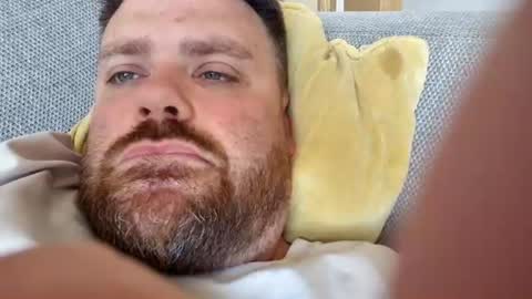 Snapshot of billybd chatting on 07-19-26, 02:32 Billybd online show from 07-19-26, 02:32
