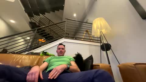 Snapshot of billyboy799 chatting on 01-25-25, 03:51 Billy online show from 01-25-25, 03:51