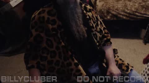 Snapshot of billycluber chatting on 03-12-25, 05:35 Billycluber online show from 03-12-25, 05:35