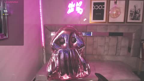 Live 1000pm 600am COLOMBIAN HOUR online show from 02-07-25, 06:45