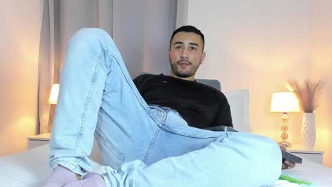 Nick Moca online show from 01-04-25, 07:55