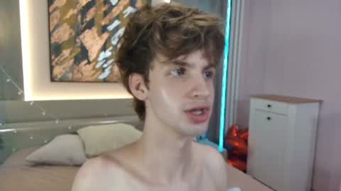 Bimbo boy online show from 06-13-26, 01:42