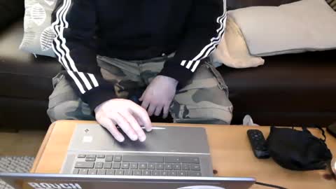 Snapshot of bindmedown chatting on 02-22-25, 10:20 bindmedown online show from 02-22-25, 10:20