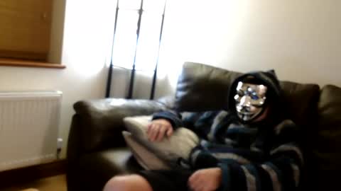 Snapshot of bindmedown chatting on 09-25-25, 11:19 bindmedown online show from 09-25-25, 11:19