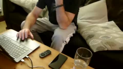 Snapshot of bindmedown chatting on 10-09-25, 08:40 bindmedown online show from 10-09-25, 08:40