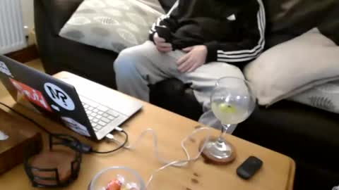 Snapshot of bindmedown chatting on 02-05-26, 09:52 bindmedown online show from 02-05-26, 09:52